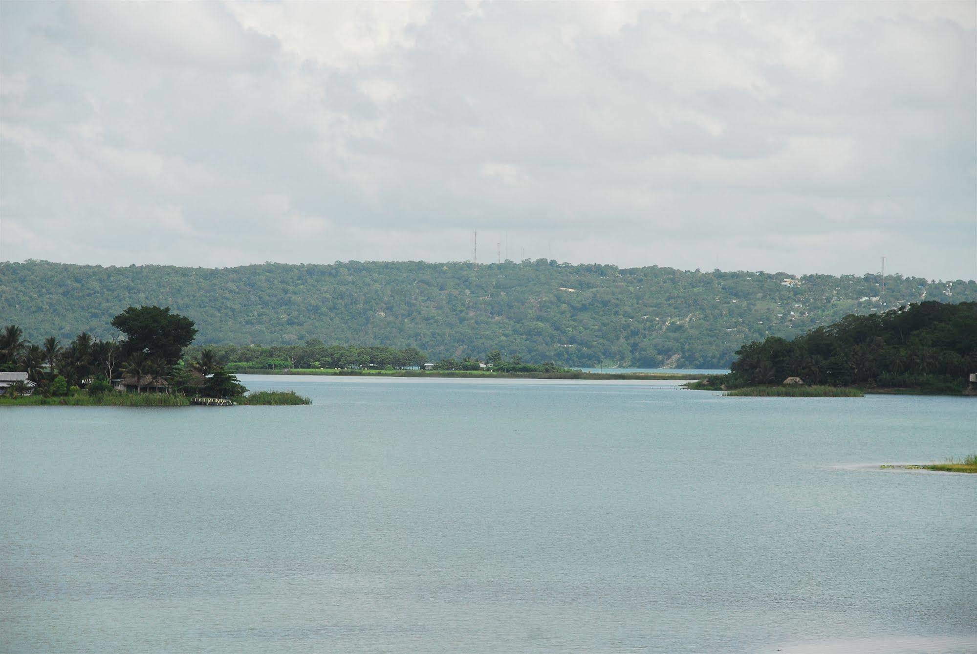 Peten Esplendido Flores Extérieur photo