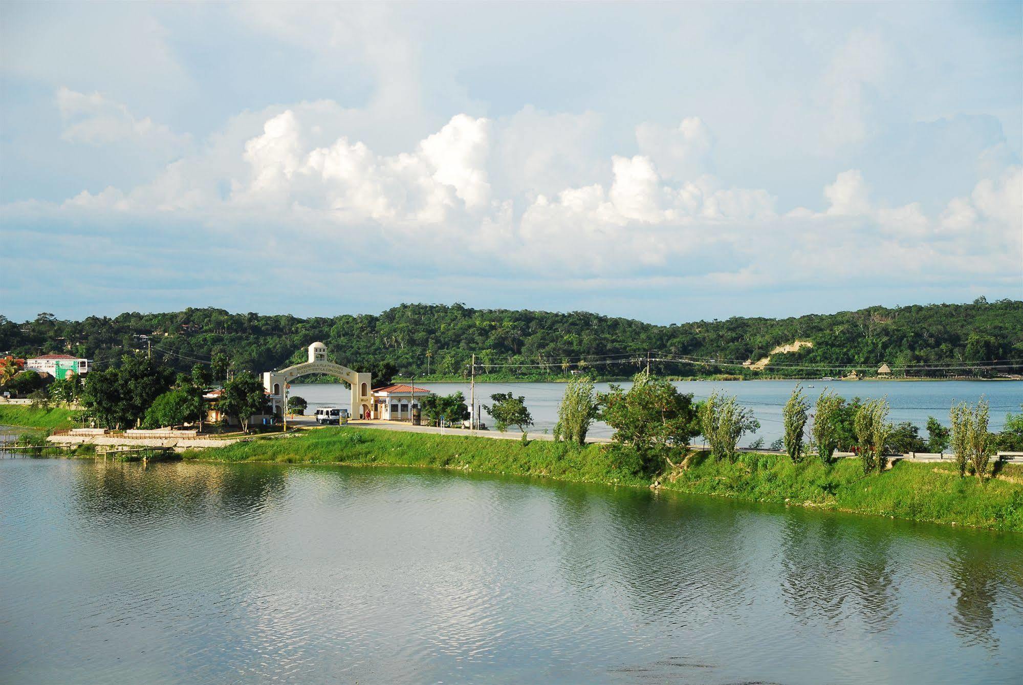 Peten Esplendido Flores Extérieur photo