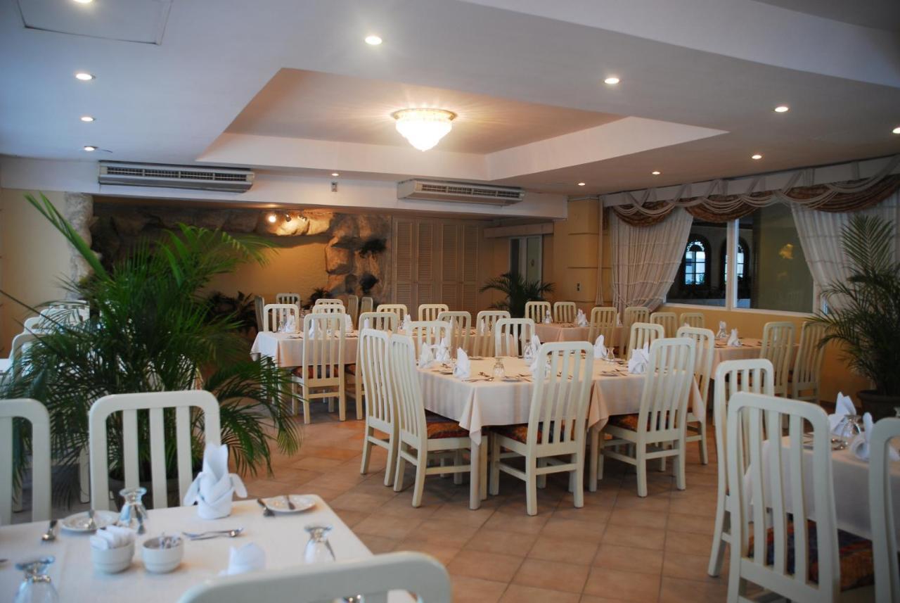 Peten Esplendido Flores Chambre photo
