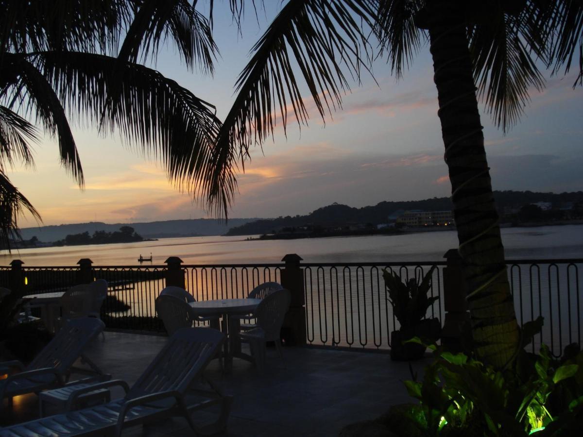 Peten Esplendido Flores Chambre photo